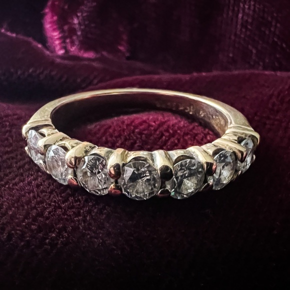 Seven DIAMOND RING Band in 14k Yellow Gold // size 6 - Picture 2 of 10